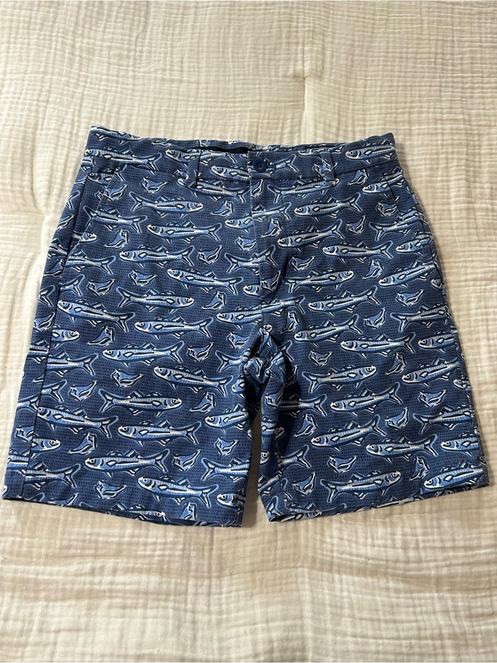Vineyard Vines 30 Fish Sardines Breaker Shorts